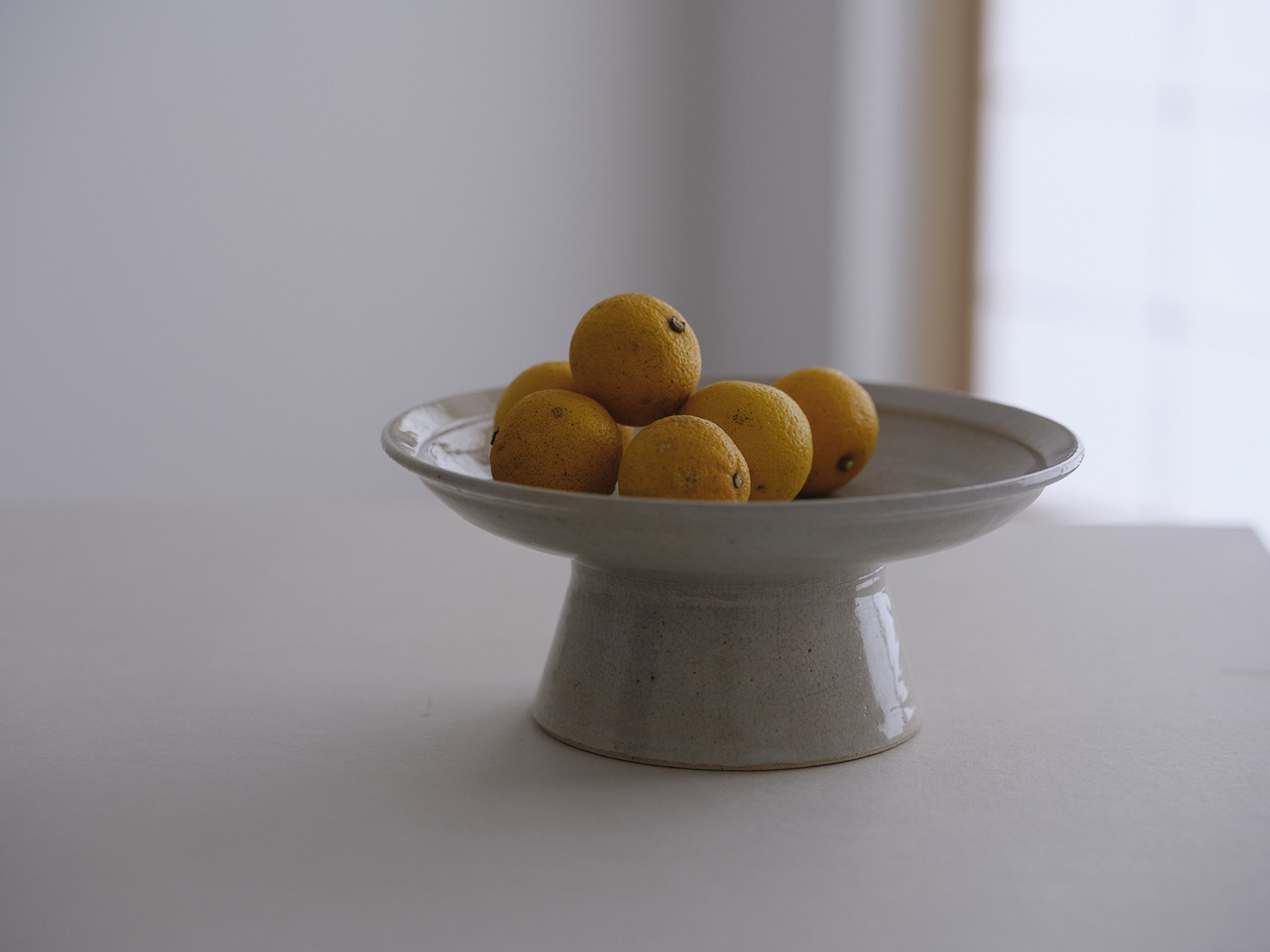 <a href="https://catalog.natsutsubaki.com/category/ceramic/hayashi_t/" target="_blank" rel="noopener">林拓児さんの貫入コンポートです。</a>